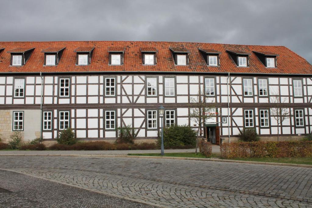 Hotel Zum Brauhaus Quedlinburg Esterno foto